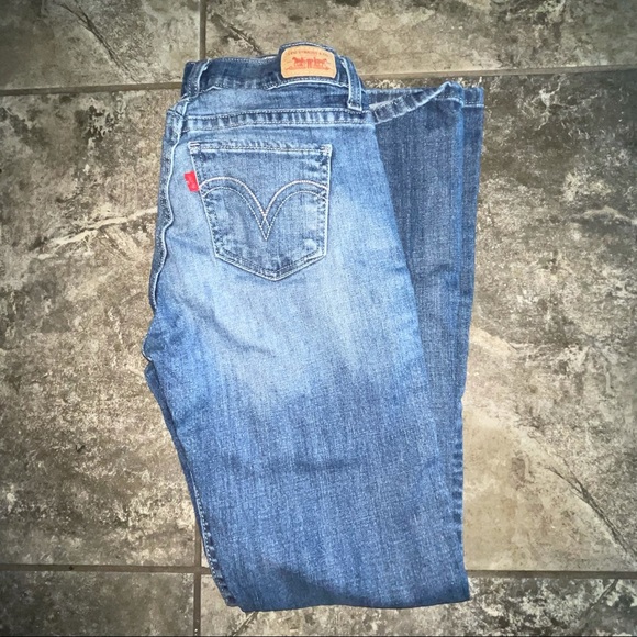 levis 528